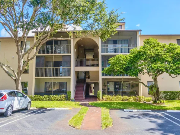 209 Foxtail Drive #H3, Greenacres, FL 33415