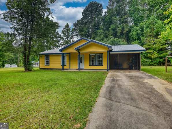 1260 Green Acres Dr, Union Point, GA 30669