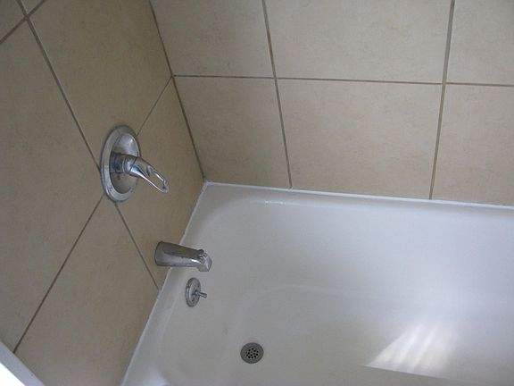 all tiled tub