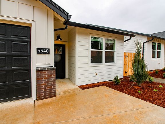 2nd image of 5534-5564 Skyline Rd S #5540