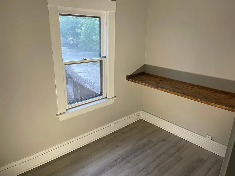 1439 Owego Ave #4 — Photo 7