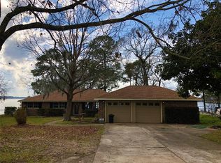 18327 Shoreline Dr, Crosby, TX 77532