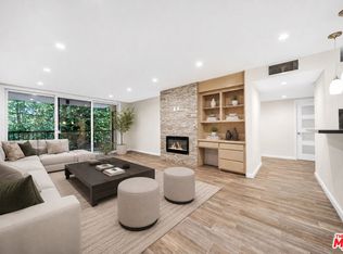 911 N Kings Rd APT 112, West Hollywood, CA 90069
