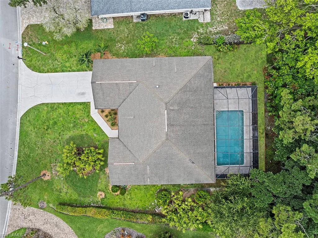 3 bed, 2.5 bath, 2700 sqft, $5,000 — Photo 3