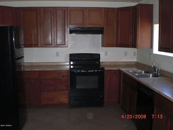 4th image of 7621 S 1st Dr