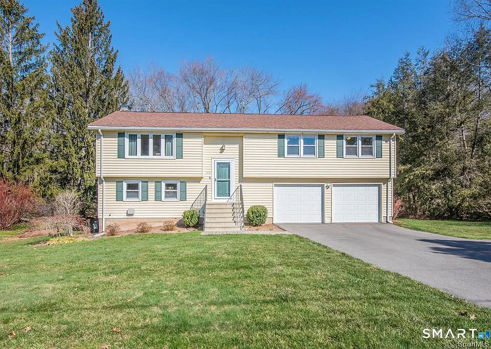 115 Heywood Dr