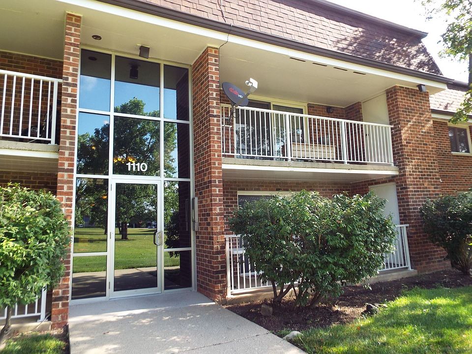 1st image of 1110 Mercury Dr Unit 2B