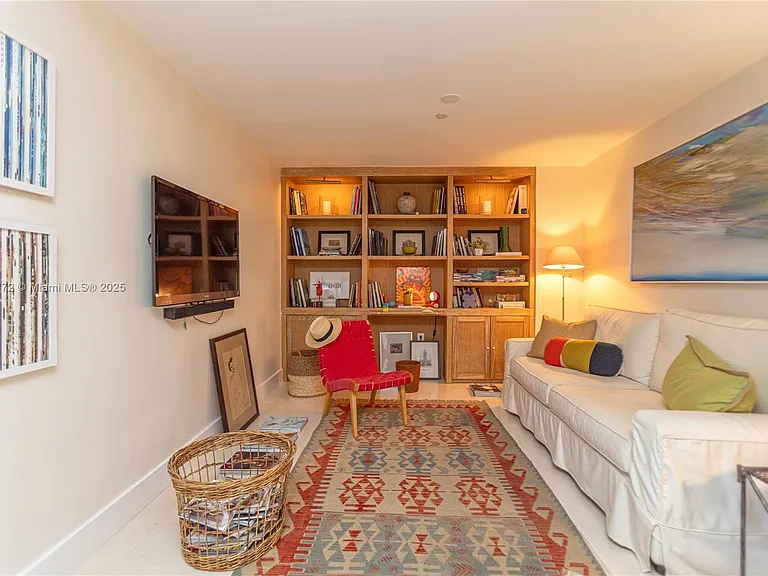520 West Ave #1102 — Photo 43