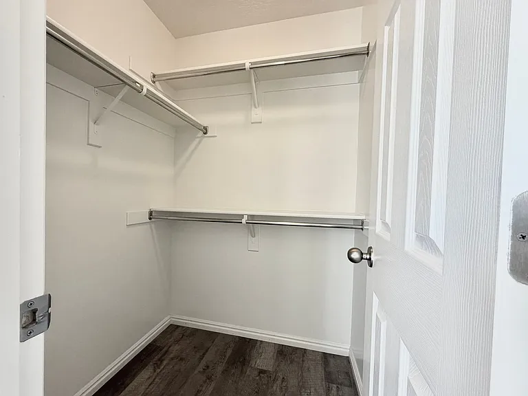 6353 W Passenger Ln — Photo 16
