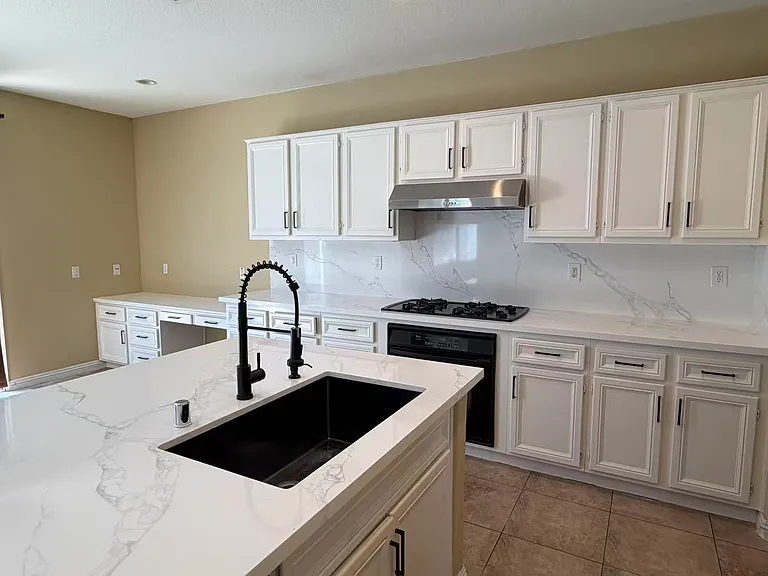 6338 Bluebell St — Photo 4