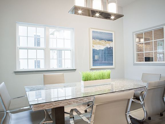 4th image of 2940 W Royal Ln #3014