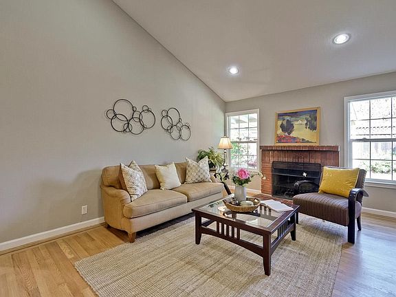 3rd image of 1567 Via Alegria Ct