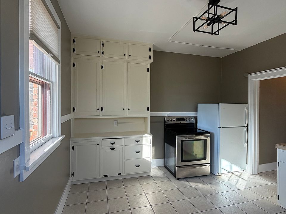 1st image of 667 S Washington St #667