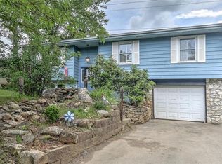 6 Woodfield Rd, Arden, NC 28704