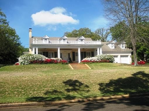 1st image of 909 Hunter Dr