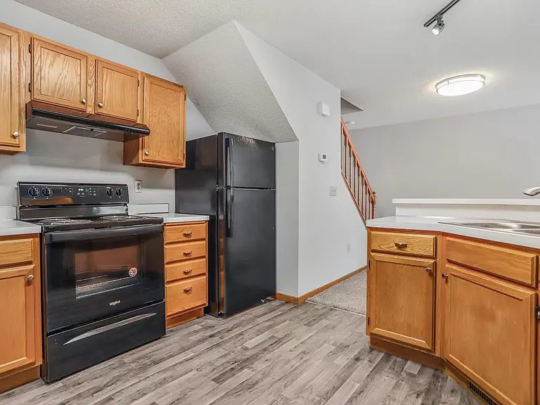 9936 Fillmore St NE — Photo 12