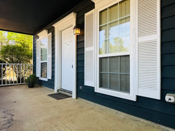 1064 N Montgomery St APT A, Starkville, MS 39759