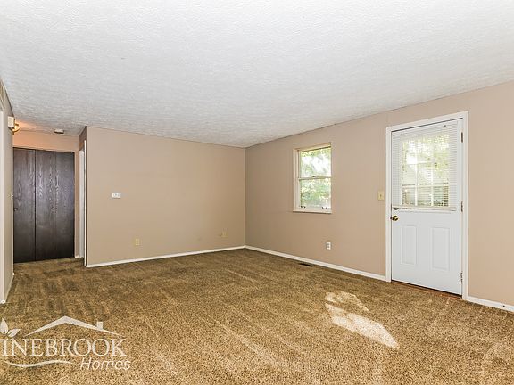 3rd image of 8158 Mount Washington Dr