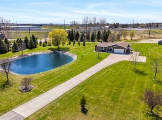 1230 S Parkview Rd, Manitowoc, WI 54220