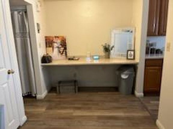 4th image of 443 S State St APT 209