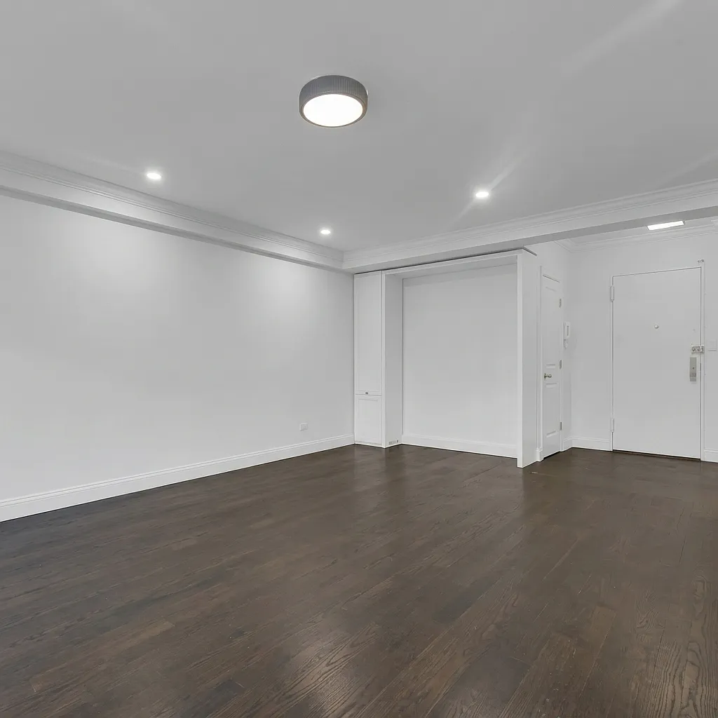 45 West 54th Street — Photo 3