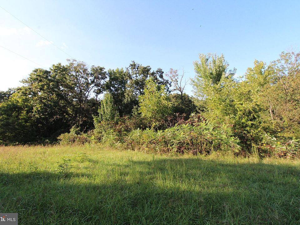 2nd image of Smith Creek Rd