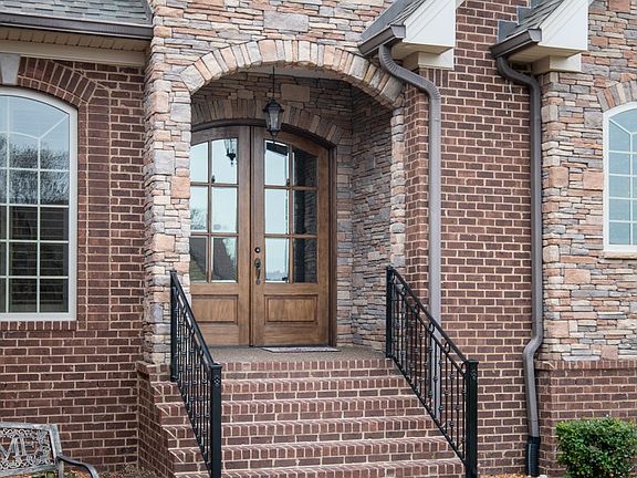 3rd image of 1636 Boardwalk Pl