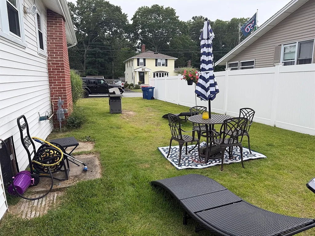 2 bed, 1.0 bath, 528 sqft, $2,500 — Photo 3