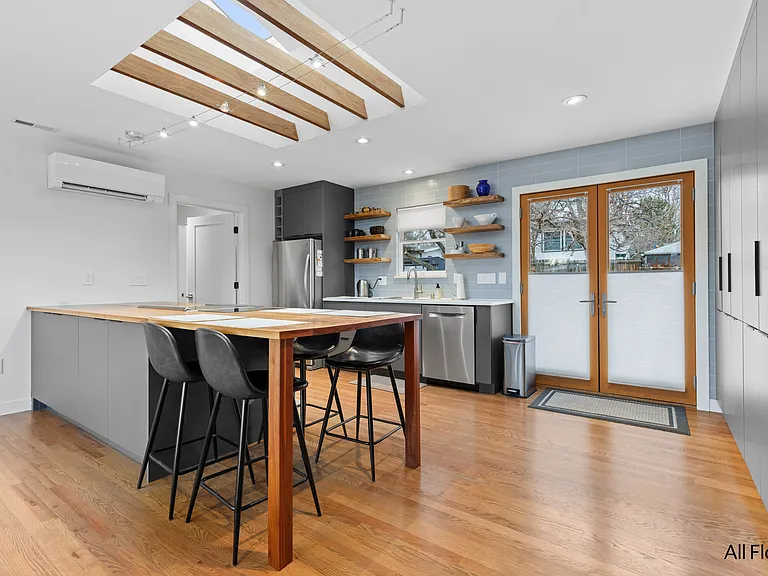 45 Bucknell Ct — Photo 5