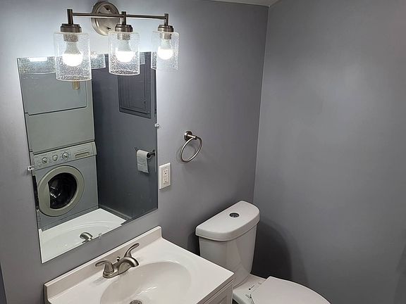 5th image of 426 1/2 N 14th St