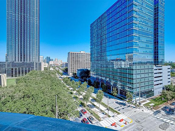 4th image of 3030 Post Oak Blvd Unit 808