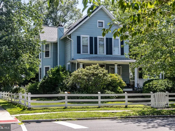 744 Belmont Ave, Collingswood, NJ 08108