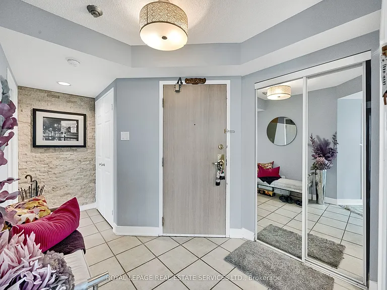 2177 Burnhamthorpe Rd W #1510 — Photo 13