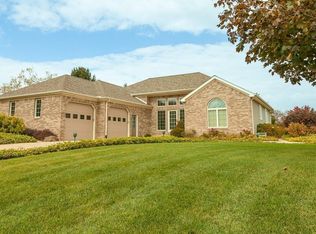 264 E Birchwood Ct, Warsaw, IN
