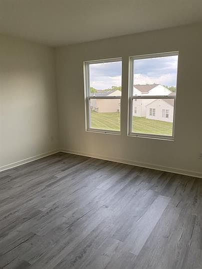 2nd image of 2017 Acorn Dr #1