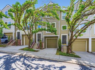 10175 NW Wilshire Ln, Portland, OR 97229
