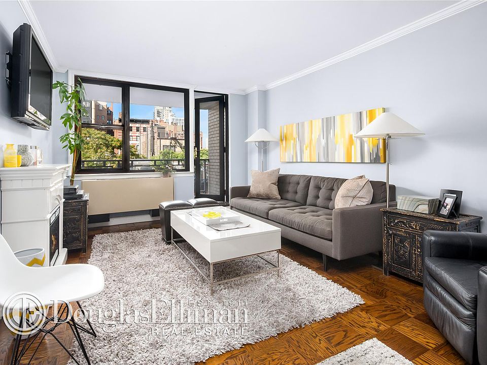 1st image of 130 E 18th St APT 7D
