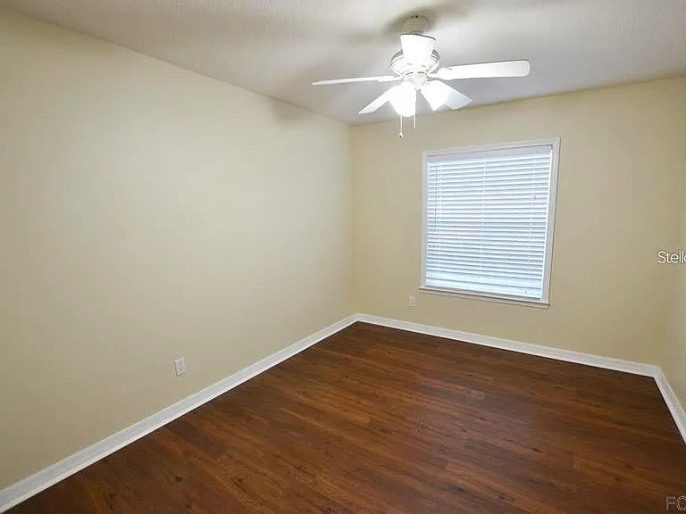 42 Farmsworth Dr #A — Photo 5