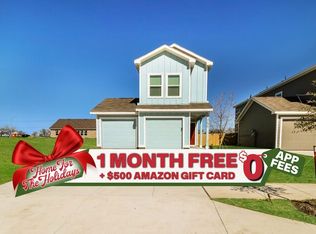 1513 Mahogany Ln, Fort Worth, TX 76140