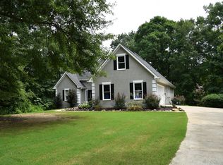 8 Princess Cir, Newnan, GA 30265