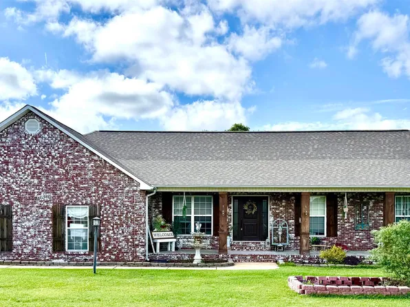 55 County Road 806, Clanton, AL 35045
