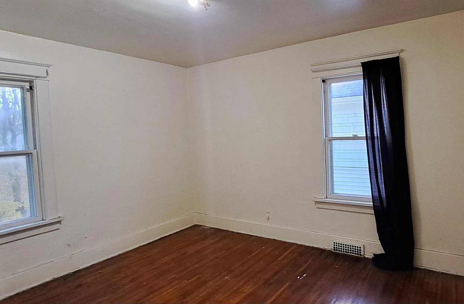 1865 Cleveland Ave — Photo 2