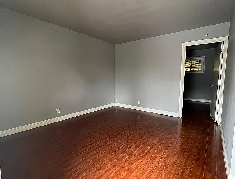 2245 Luz Ave #2 — Photo 9