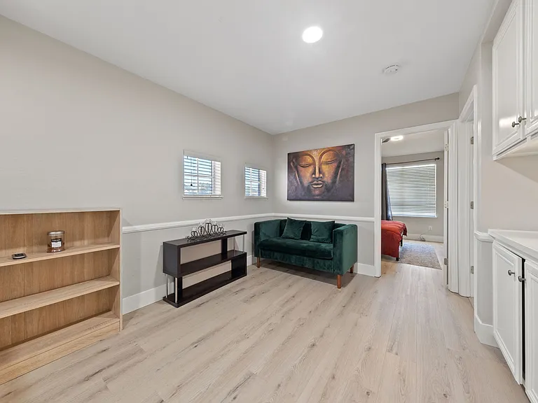 9741 Great Bend Dr — Photo 15
