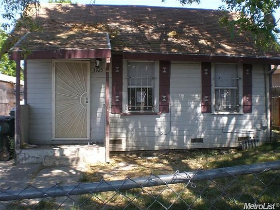 5th image of 3925 42nd St