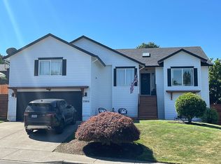 15864 SW Willow Dr, Sherwood, OR 97140