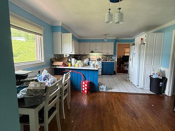 4th image of 46 Wendall Ln