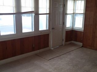 200 E Montcalm St APT 1, Greenville, MI 48838