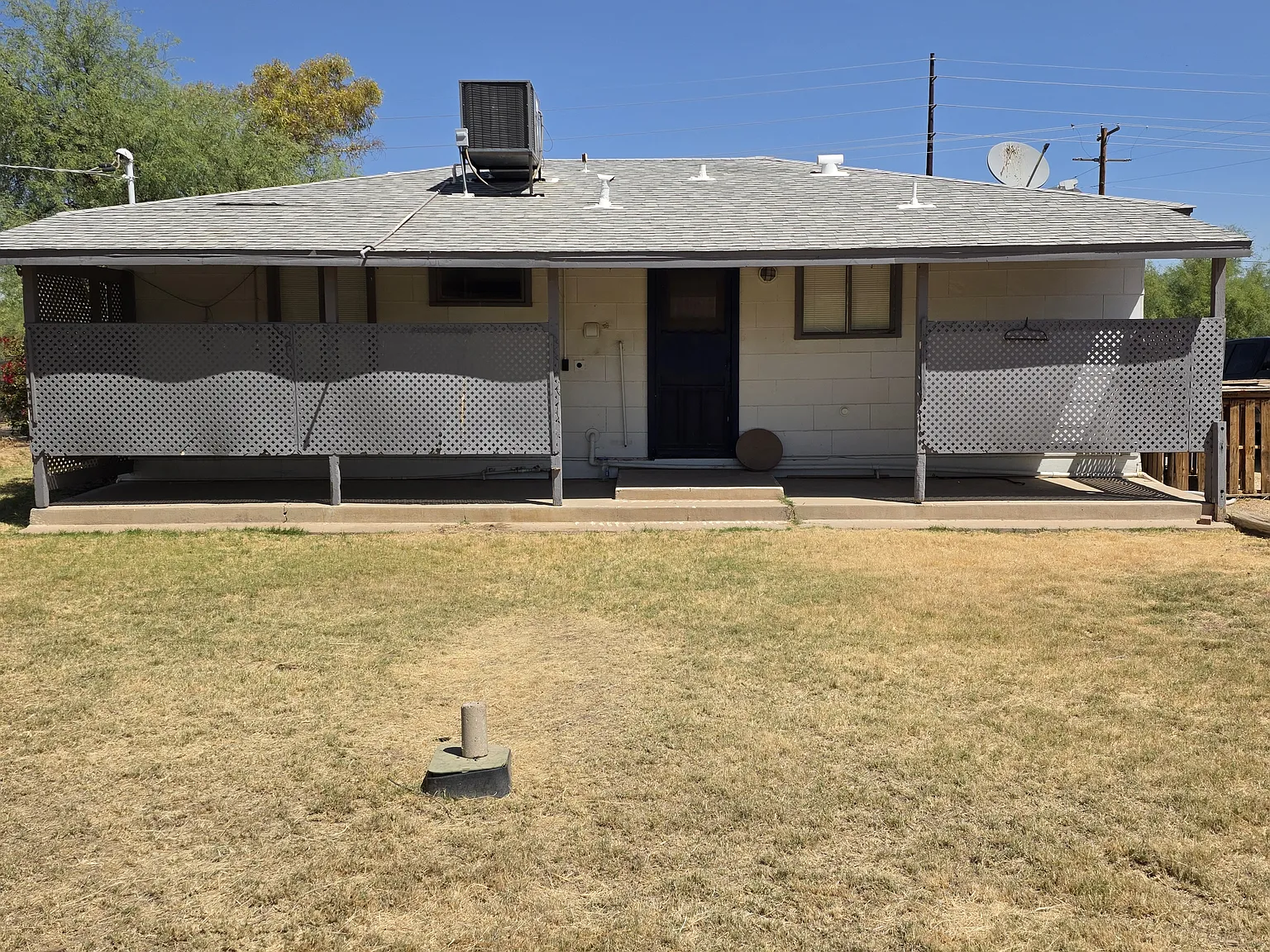 2 bed, 900 sqft, $1,895 — Photo 2