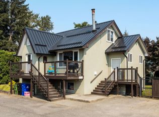 46307 Riverside Dr, Chilliwack, BC V2P3L2